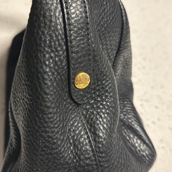 PRADA Vitello Daino Tote black leather with crossbody strap great condition - Picture 13 of 15